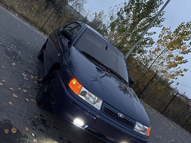 Синий ВАЗ 2110, объемом двигателя 1.6 л и пробегом 261 тыс. км за 1870 $, фото 1 на Automoto.ua