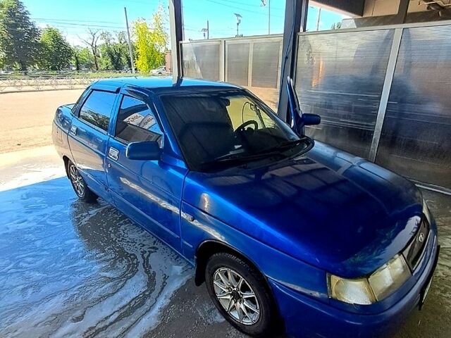 Синий ВАЗ 2110, объемом двигателя 1.6 л и пробегом 225 тыс. км за 1800 $, фото 1 на Automoto.ua