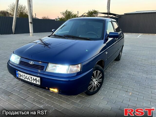 Синий ВАЗ 2110, объемом двигателя 1.6 л и пробегом 240 тыс. км за 2400 $, фото 1 на Automoto.ua