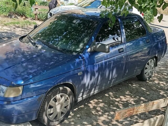 Синій ВАЗ 2110, об'ємом двигуна 1.6 л та пробігом 180 тис. км за 1800 $, фото 1 на Automoto.ua