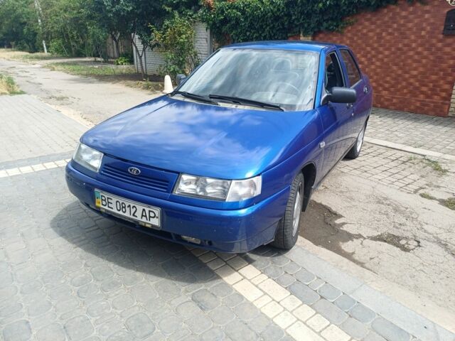 Синий ВАЗ 2110, объемом двигателя 1.6 л и пробегом 185 тыс. км за 1800 $, фото 1 на Automoto.ua
