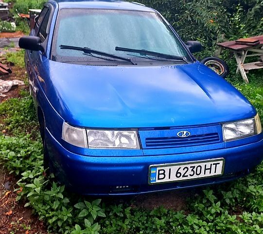 Синій ВАЗ 2110, об'ємом двигуна 1.6 л та пробігом 180 тис. км за 700 $, фото 1 на Automoto.ua
