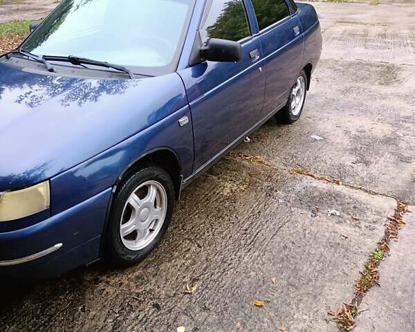 Синий ВАЗ 2110, объемом двигателя 1.6 л и пробегом 124 тыс. км за 1999 $, фото 1 на Automoto.ua