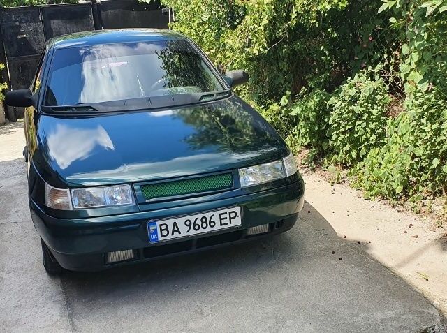 Зелений ВАЗ 2110, об'ємом двигуна 1.5 л та пробігом 378 тис. км за 1802 $, фото 1 на Automoto.ua