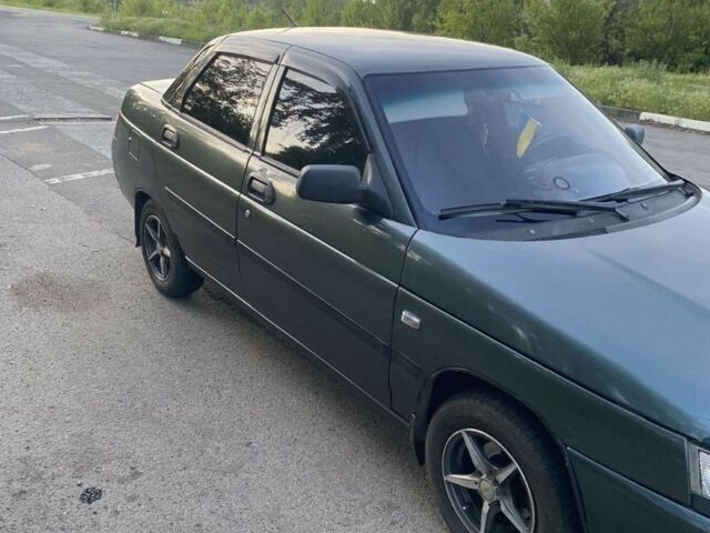 Зеленый ВАЗ 2110, объемом двигателя 1.6 л и пробегом 213 тыс. км за 1950 $, фото 1 на Automoto.ua