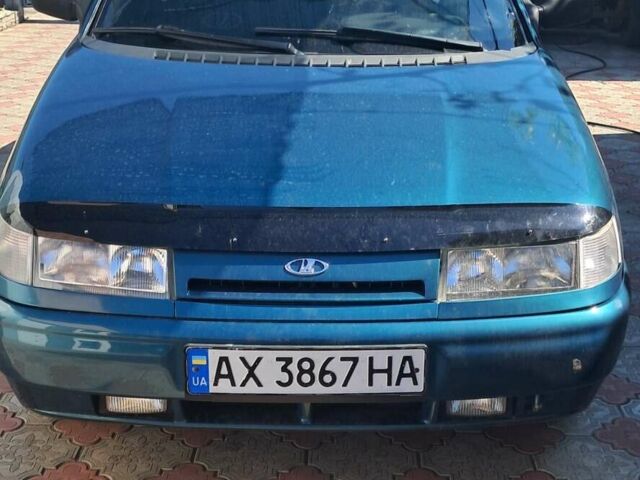 Зелений ВАЗ 2110, об'ємом двигуна 1.5 л та пробігом 300 тис. км за 2000 $, фото 1 на Automoto.ua