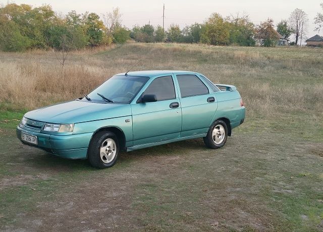 Зелений ВАЗ 2110, об'ємом двигуна 1.5 л та пробігом 246 тис. км за 1003 $, фото 1 на Automoto.ua