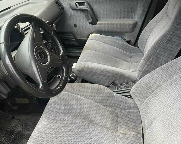 Зеленый ВАЗ 2110, объемом двигателя 1.5 л и пробегом 300 тыс. км за 1000 $, фото 1 на Automoto.ua