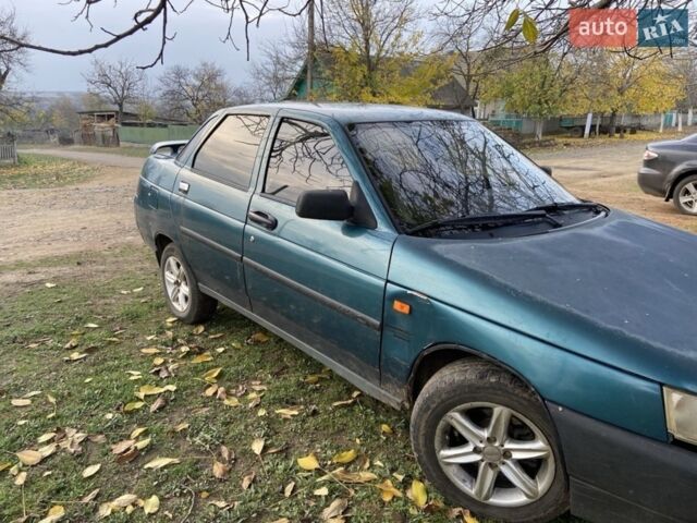 Зеленый ВАЗ 2110, объемом двигателя 1.5 л и пробегом 230 тыс. км за 900 $, фото 1 на Automoto.ua