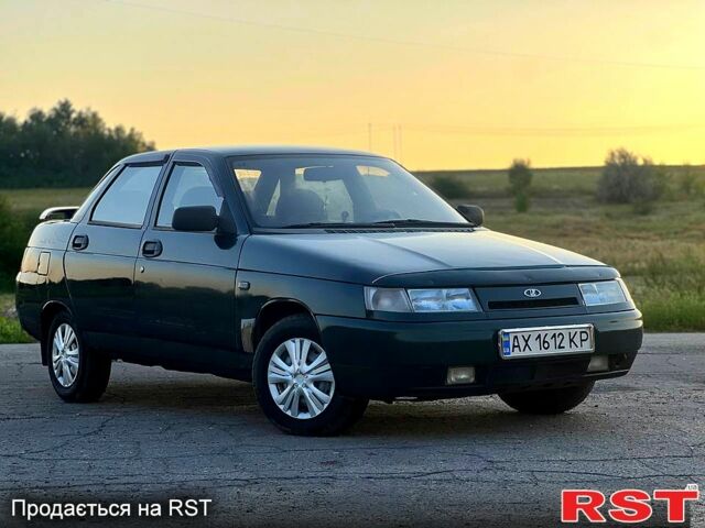 Зеленый ВАЗ 2110, объемом двигателя 1.5 л и пробегом 170 тыс. км за 1200 $, фото 1 на Automoto.ua