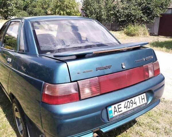 Зеленый ВАЗ 2110, объемом двигателя 1.5 л и пробегом 330 тыс. км за 1200 $, фото 1 на Automoto.ua