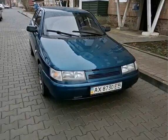 Зеленый ВАЗ 2110, объемом двигателя 1.5 л и пробегом 200 тыс. км за 2500 $, фото 1 на Automoto.ua