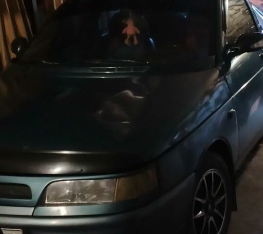 Зеленый ВАЗ 2110, объемом двигателя 1.5 л и пробегом 100 тыс. км за 947 $, фото 1 на Automoto.ua