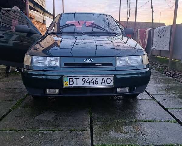 Зеленый ВАЗ 2110, объемом двигателя 1.5 л и пробегом 260 тыс. км за 1800 $, фото 1 на Automoto.ua