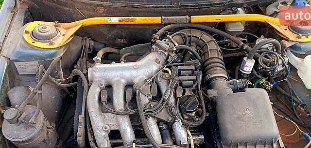 Зеленый ВАЗ 2110, объемом двигателя 1.5 л и пробегом 80 тыс. км за 1000 $, фото 1 на Automoto.ua