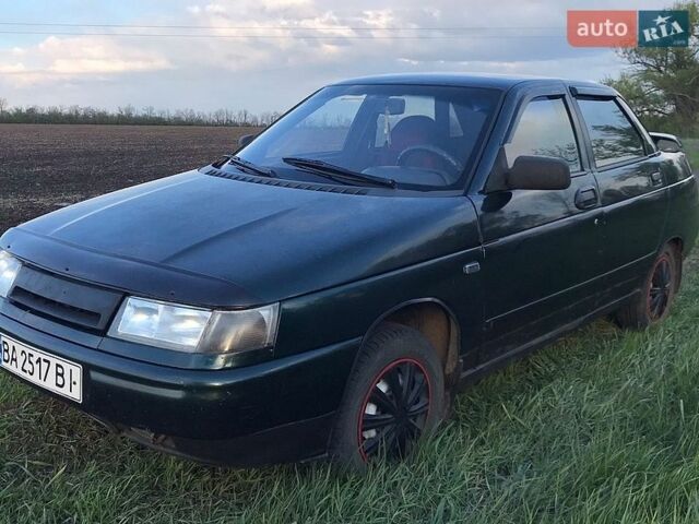 Зеленый ВАЗ 2110, объемом двигателя 1.5 л и пробегом 400 тыс. км за 1399 $, фото 1 на Automoto.ua