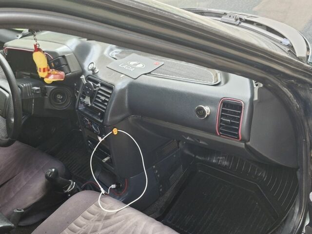 Зелений ВАЗ 2110, об'ємом двигуна 1.5 л та пробігом 268 тис. км за 1700 $, фото 1 на Automoto.ua