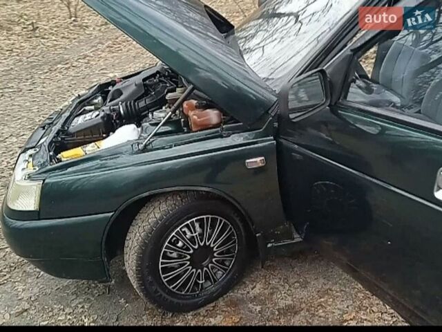Зеленый ВАЗ 2110, объемом двигателя 1.5 л и пробегом 140 тыс. км за 1100 $, фото 1 на Automoto.ua