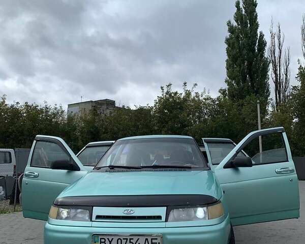 ВАЗ 2110 2003 у Каменце-Подольском на Automoto.ua Зелений ВАЗ 2110, об'ємом двигуна 1.5 л та пробігом 201 тис. км за 2200 $, фото 1 на Automoto.ua
