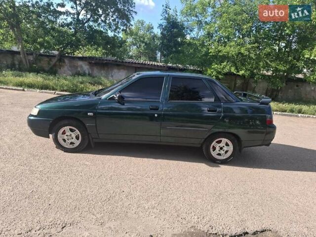 Зеленый ВАЗ 2110, объемом двигателя 1.5 л и пробегом 248 тыс. км за 1650 $, фото 1 на Automoto.ua
