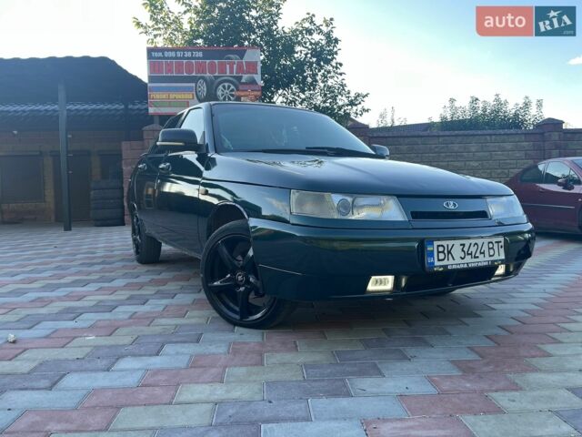 Зелений ВАЗ 2110, об'ємом двигуна 1.5 л та пробігом 300 тис. км за 1600 $, фото 1 на Automoto.ua
