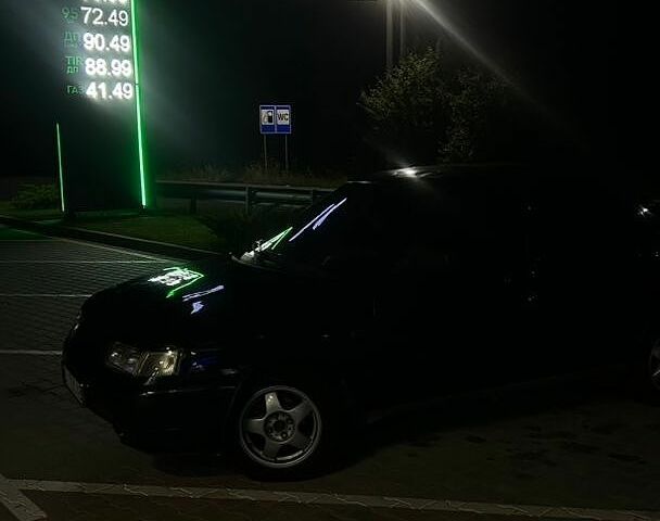 Зелений ВАЗ 2110, об'ємом двигуна 1.5 л та пробігом 200 тис. км за 1100 $, фото 1 на Automoto.ua