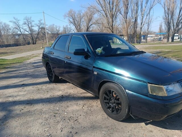 Зелений ВАЗ 2110, об'ємом двигуна 1.6 л та пробігом 189 тис. км за 2000 $, фото 1 на Automoto.ua