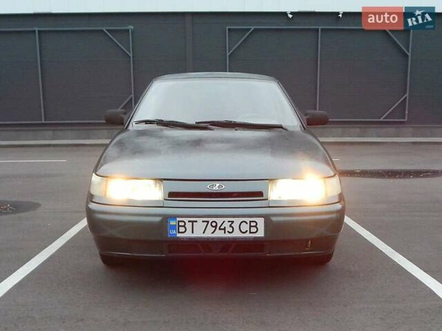 Зеленый ВАЗ 2110, объемом двигателя 1.6 л и пробегом 190 тыс. км за 1800 $, фото 1 на Automoto.ua