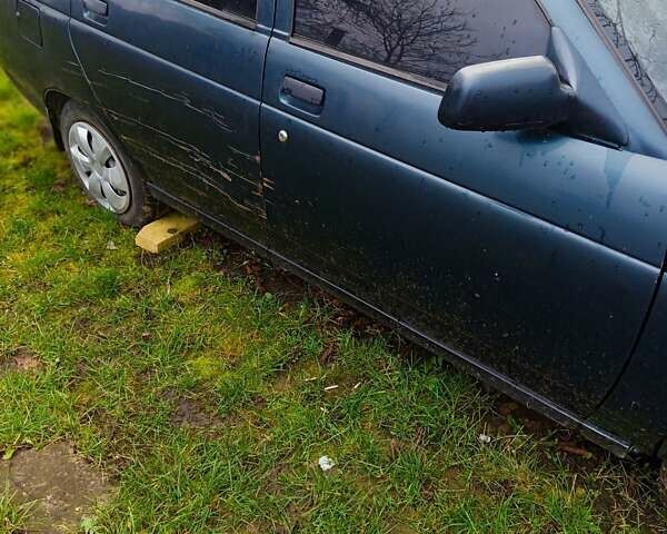 Зеленый ВАЗ 2110, объемом двигателя 1.6 л и пробегом 196 тыс. км за 1000 $, фото 1 на Automoto.ua