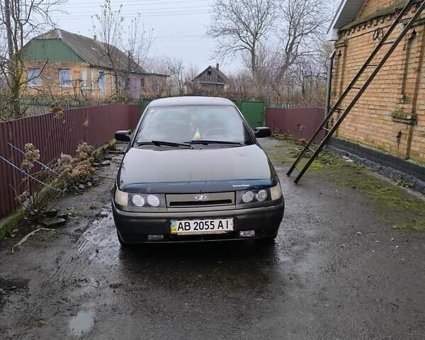 Зеленый ВАЗ 2110, объемом двигателя 1.6 л и пробегом 230 тыс. км за 1400 $, фото 1 на Automoto.ua