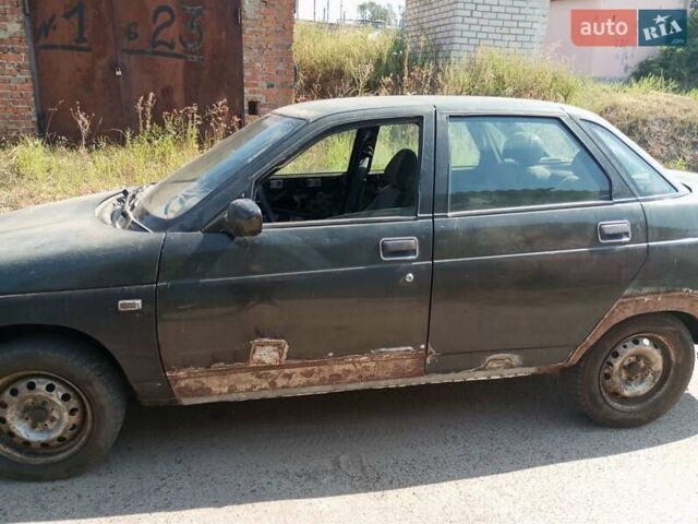 Зелений ВАЗ 2110, об'ємом двигуна 1.6 л та пробігом 261 тис. км за 1688 $, фото 1 на Automoto.ua