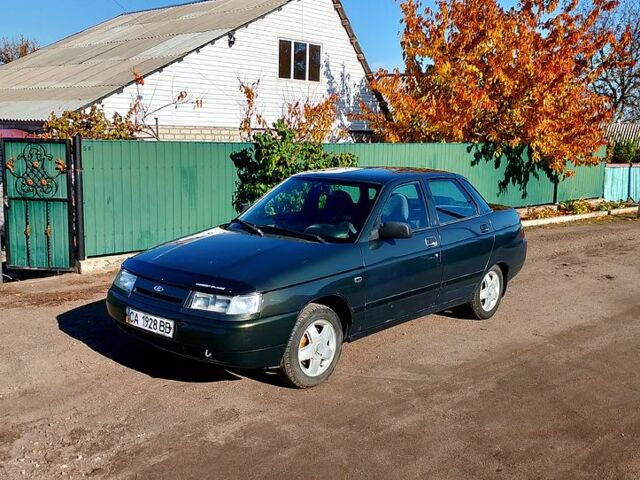 Зелений ВАЗ 2110, об'ємом двигуна 1.6 л та пробігом 165 тис. км за 2100 $, фото 1 на Automoto.ua