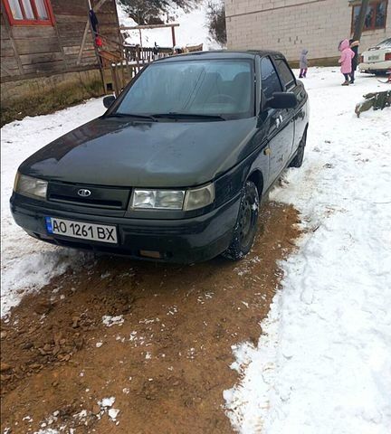 Зелений ВАЗ 2110, об'ємом двигуна 1.6 л та пробігом 435 тис. км за 1800 $, фото 1 на Automoto.ua