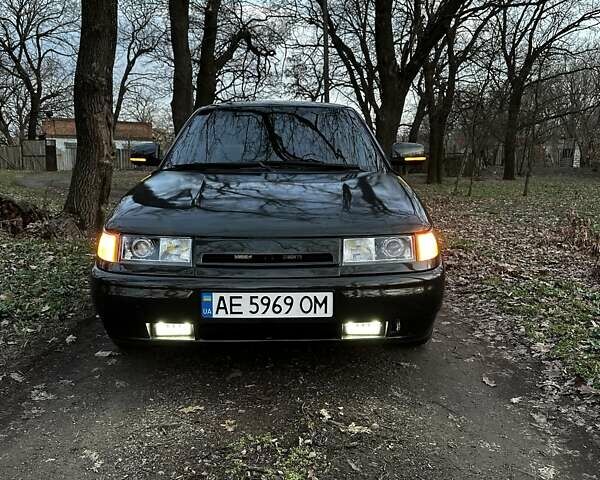 Зелений ВАЗ 2110, об'ємом двигуна 1.6 л та пробігом 300 тис. км за 3000 $, фото 1 на Automoto.ua