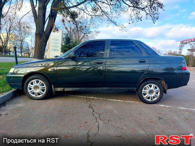 Зеленый ВАЗ 2110, объемом двигателя 1.6 л и пробегом 170 тыс. км за 2000 $, фото 1 на Automoto.ua