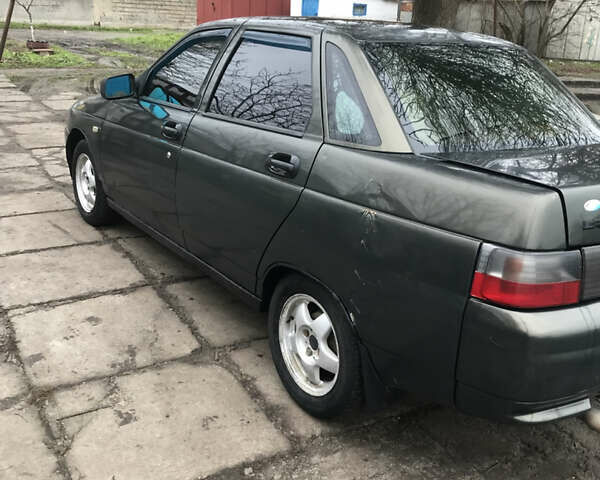 Зеленый ВАЗ 2110, объемом двигателя 1.6 л и пробегом 200 тыс. км за 1181 $, фото 1 на Automoto.ua