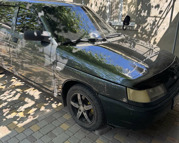 Зелений ВАЗ 2110, об'ємом двигуна 1.6 л та пробігом 250 тис. км за 2000 $, фото 1 на Automoto.ua