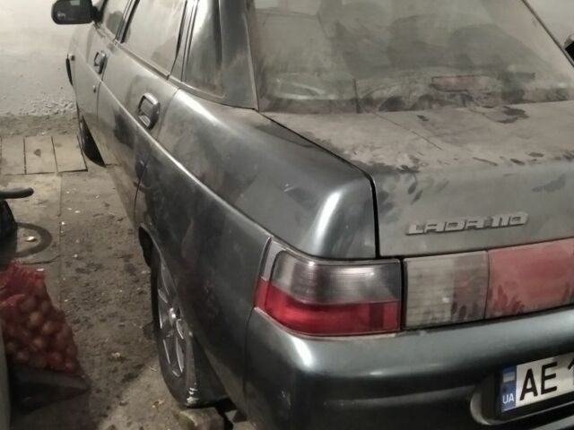 Зеленый ВАЗ 2110, объемом двигателя 1.6 л и пробегом 170 тыс. км за 2100 $, фото 1 на Automoto.ua