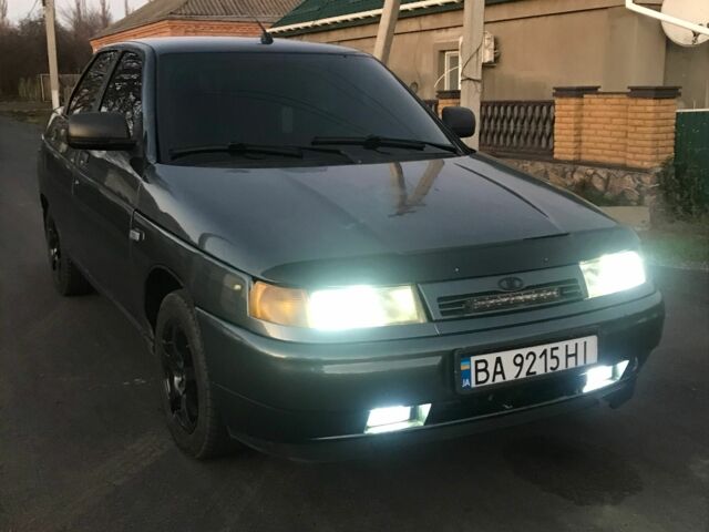 Зеленый ВАЗ 2110, объемом двигателя 1.6 л и пробегом 170 тыс. км за 2800 $, фото 1 на Automoto.ua