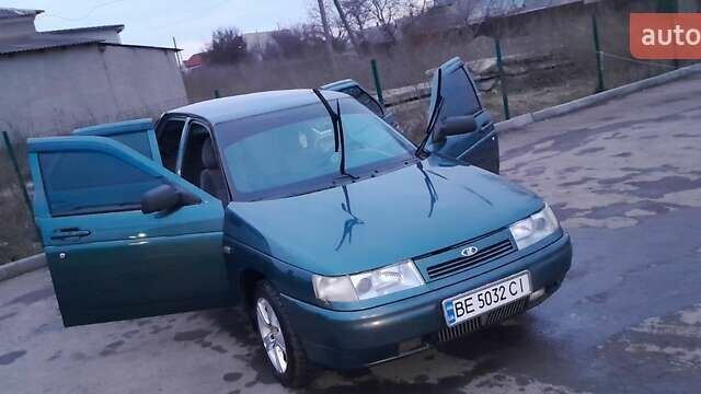Зеленый ВАЗ 2110, объемом двигателя 1.6 л и пробегом 230 тыс. км за 2400 $, фото 1 на Automoto.ua