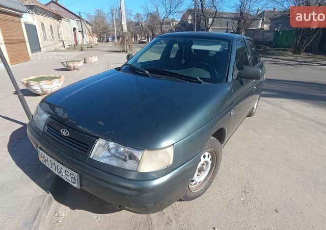 Зеленый ВАЗ 2110, объемом двигателя 1.6 л и пробегом 124 тыс. км за 2200 $, фото 1 на Automoto.ua