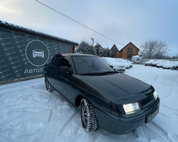 Зеленый ВАЗ 2110, объемом двигателя 1.6 л и пробегом 260 тыс. км за 2999 $, фото 1 на Automoto.ua