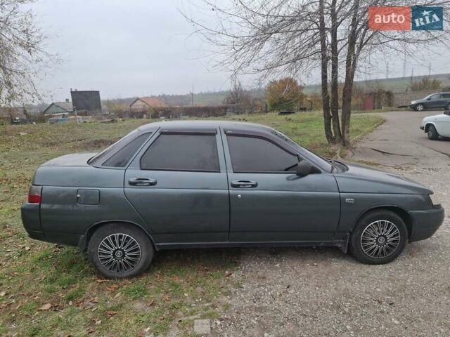 Зеленый ВАЗ 2110, объемом двигателя 1.6 л и пробегом 120 тыс. км за 2300 $, фото 1 на Automoto.ua