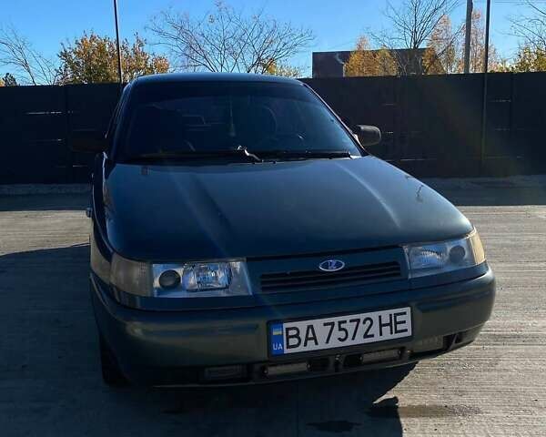 Зеленый ВАЗ 2110, объемом двигателя 1.6 л и пробегом 202 тыс. км за 2500 $, фото 1 на Automoto.ua