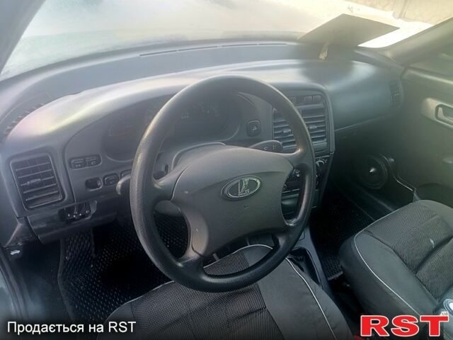 Зеленый ВАЗ 2110, объемом двигателя 1.5 л и пробегом 300 тыс. км за 1650 $, фото 1 на Automoto.ua