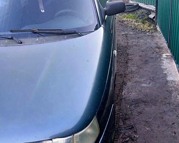 Зелений ВАЗ 2110, об'ємом двигуна 1.6 л та пробігом 230 тис. км за 2000 $, фото 1 на Automoto.ua