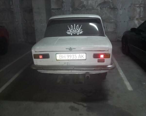 Белый ВАЗ 2111, объемом двигателя 1.3 л и пробегом 200 тыс. км за 1000 $, фото 1 на Automoto.ua