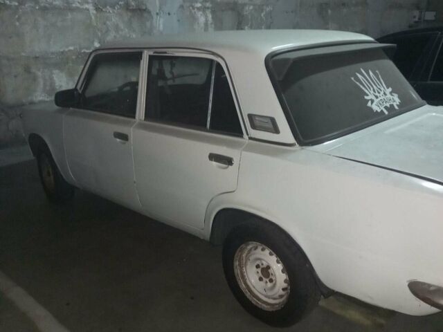Белый ВАЗ 2111, объемом двигателя 1.3 л и пробегом 200 тыс. км за 1000 $, фото 1 на Automoto.ua