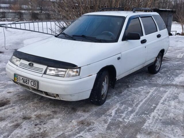 Белый ВАЗ 2111, объемом двигателя 1.6 л и пробегом 200 тыс. км за 1700 $, фото 1 на Automoto.ua