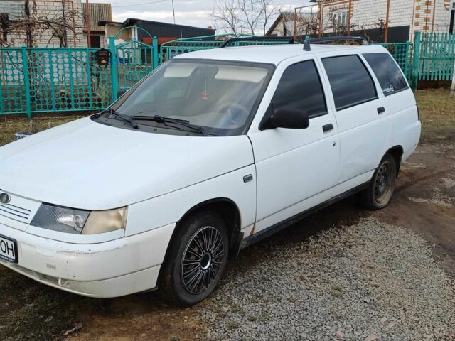 Белый ВАЗ 2111, объемом двигателя 1.6 л и пробегом 183 тыс. км за 1550 $, фото 1 на Automoto.ua